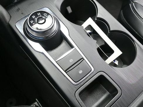 Used 2024 Ford Escape Platinum image 18