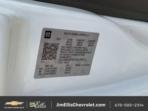 New 2025 Chevrolet Express 2500 w/ Driver Convenience Package RWD image 25