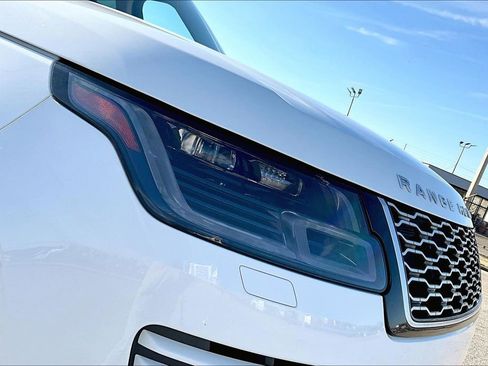 Used 2018 Land Rover Range Rover HSE image 32