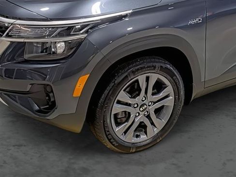 Used 2021 Kia Seltos S AWD/4WD image 9
