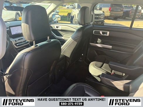 Used 2023 Ford Explorer XLT w/ Equipment Group 202A RWD image 30