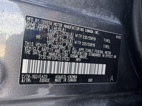 Used 2023 Toyota RAV4 XLE Premium FWD image 31