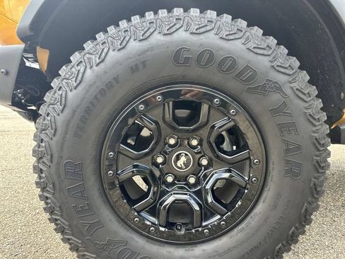 Used 2021 Ford Bronco First Edition AWD/4WD image 20