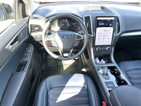 Used 2024 Ford Edge SEL w/ Sport Appearance Package AWD/4WD image 24
