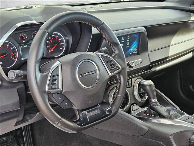 Used 2017 Chevrolet Camaro LT RWD image 13