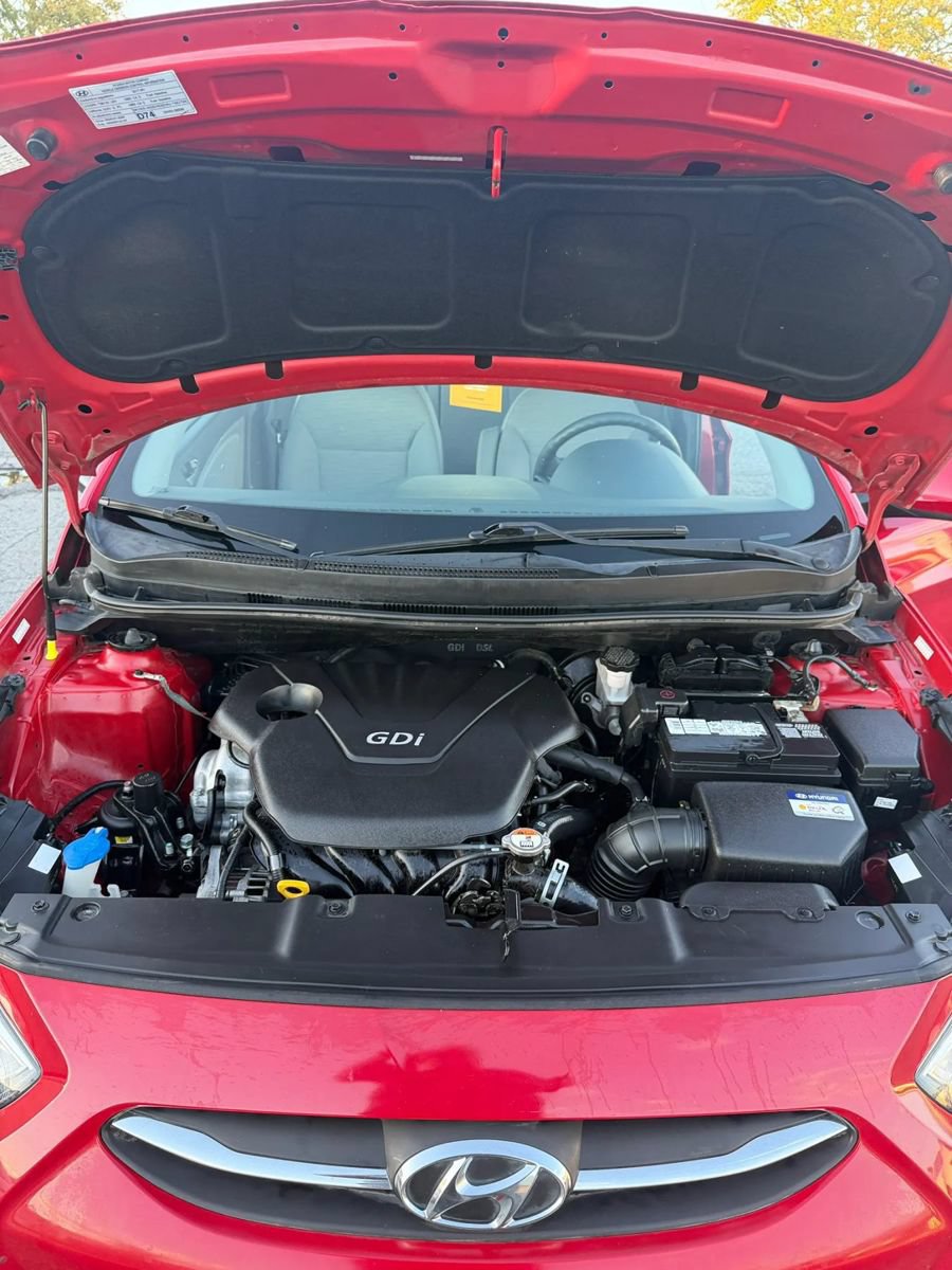 Used 2017 Hyundai Accent SE FWD image 32