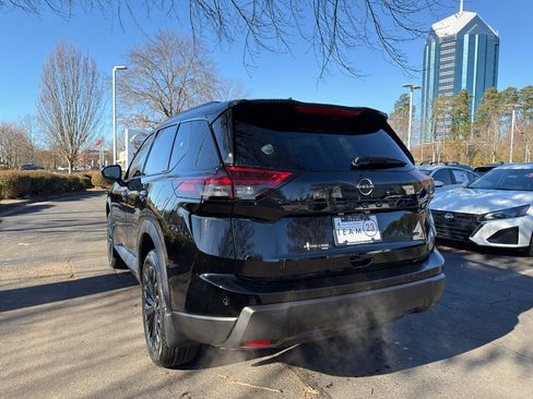 New 2026 Nissan Rogue SV image 5