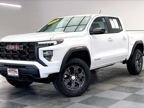 Used 2024 GMC Canyon Elevation image 12