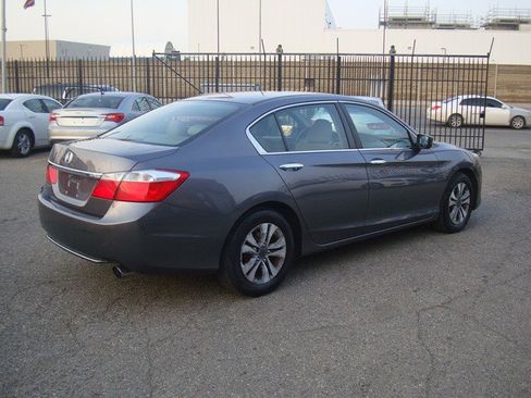 Used 2014 Honda Accord LX image 5