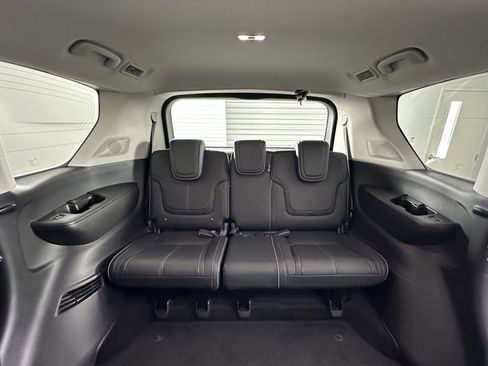 Certified 2025 INFINITI QX80 Sensory image 28