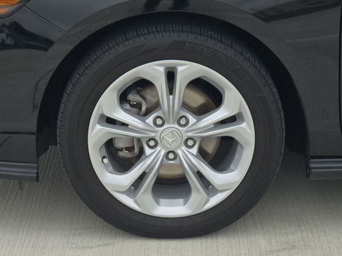 Used 2024 Honda Accord LX image 11