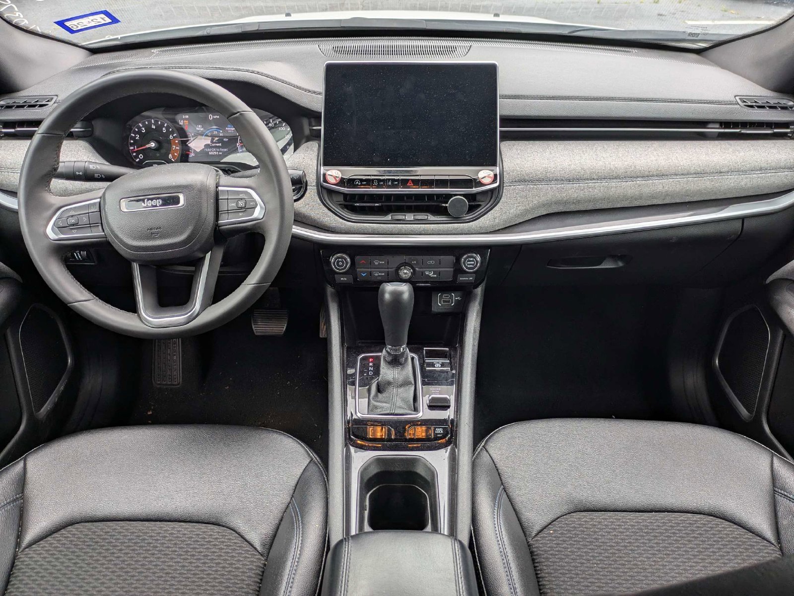 Used 2024 Jeep Compass Latitude AWD/4WD image 14
