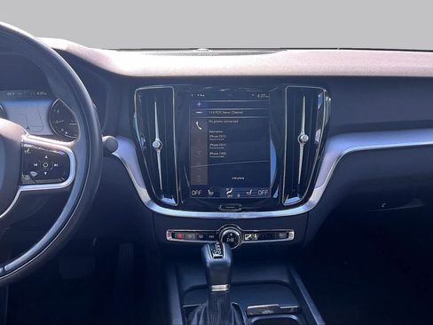 Used 2020 Volvo S60 T6 Momentum AWD/4WD image 7