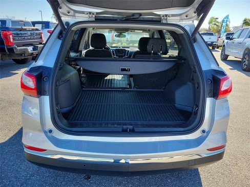Used 2020 Chevrolet Equinox LT image 10