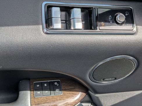 Used 2018 Land Rover Range Rover Sport HSE AWD/4WD image 14