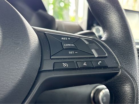 Used 2024 Nissan Altima 2.5 S FWD image 18
