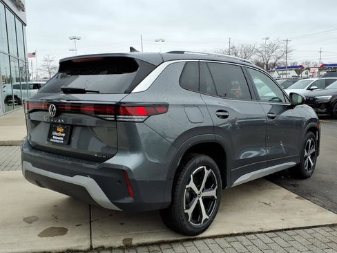 New 2026 Volkswagen Tiguan SE image 10