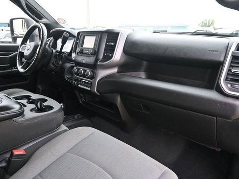 Used 2024 RAM 3500 SLT w/ Quick Order Package 2YG SLT AWD/4WD image 10