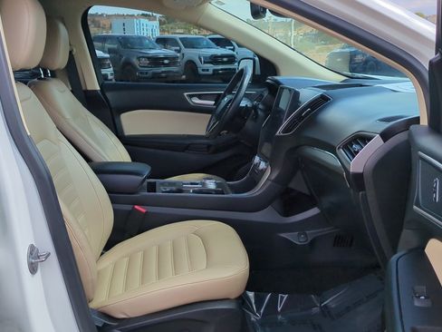 Used 2022 Ford Edge SEL w/ Convenience Package AWD/4WD image 32