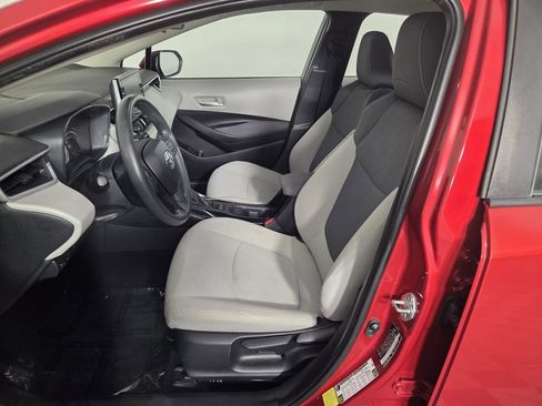 Used 2020 Toyota Corolla LE FWD image 9
