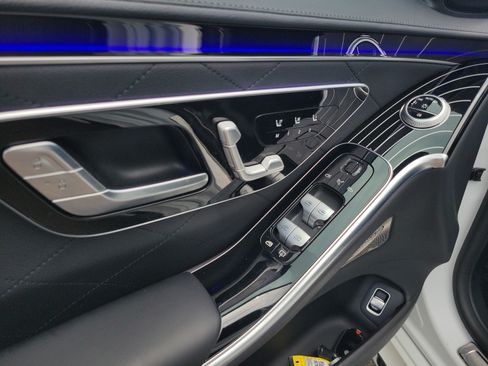 Used 2024 Mercedes-Benz S 580 4MATIC Sedan image 17