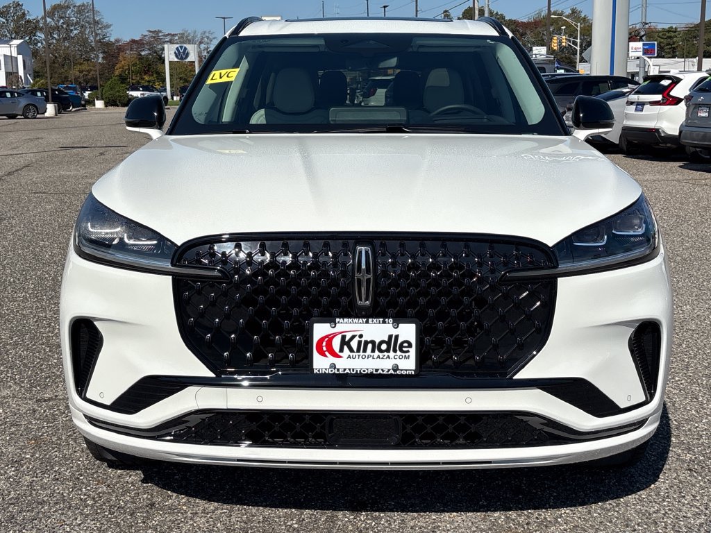 New 2027 Lincoln Aviator Reserve AWD/4WD image 2