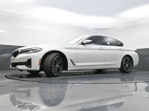 Used 2021 BMW 530i 530i w/ Premium Package image 30