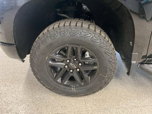 New 2026 Chevrolet Silverado 1500 Custom Trail Boss AWD/4WD image 10