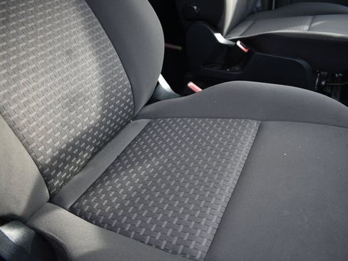 Used 2023 Ford Transit 350 XLT image 24