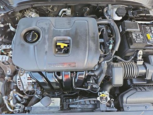 Used 2024 Kia Forte LXS w/ LXS Technology Package FWD image 28