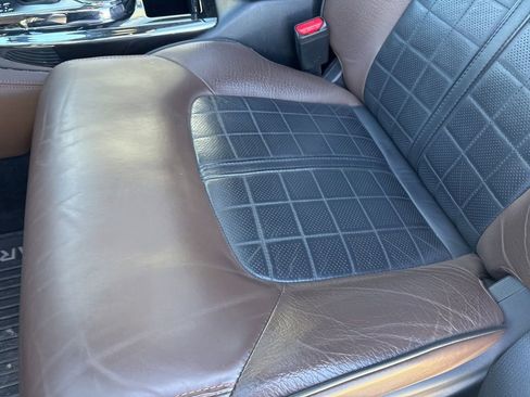 Used 2020 Nissan Armada Platinum w/ Platinum Reserve Package image 13