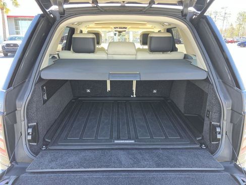 Used 2021 Land Rover Range Rover image 28