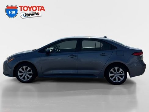 Certified 2024 Toyota Corolla LE FWD image 2