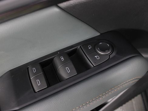 New 2027 GMC Terrain AT4 w/ Convenience Package III AWD/4WD image 14