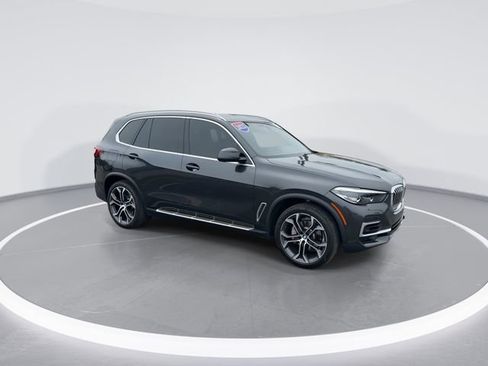 Used 2023 BMW X5 xDrive40i w/ Premium Package AWD/4WD image 9