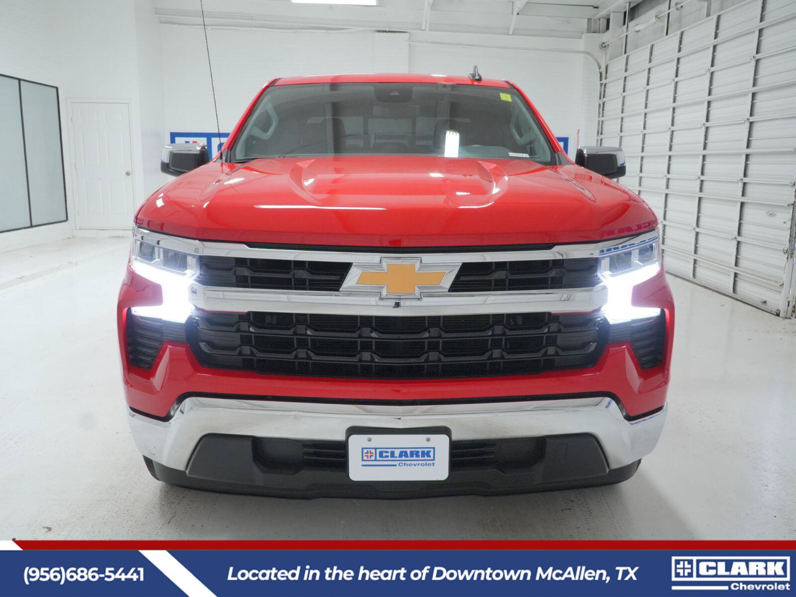 Used 2023 Chevrolet Silverado 1500 LT w/ Texas Edition Plus RWD image 2