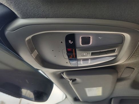 Certified 2023 Volvo XC40 B5 Plus w/ Driver Assist Package image 25