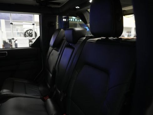 New 2025 Ford Bronco Badlands image 13