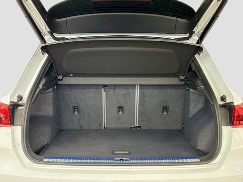 Certified 2025 Audi Q3 2.0T Premium w/ Black Optic Sport Package image 20