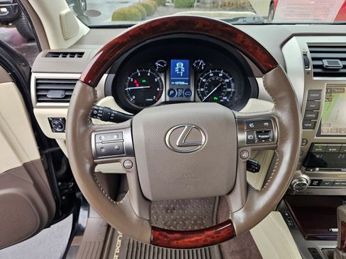 Used 2015 Lexus GX 460 image 22