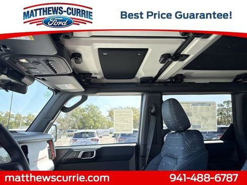 New 2026 Ford Bronco Heritage Edition image 10