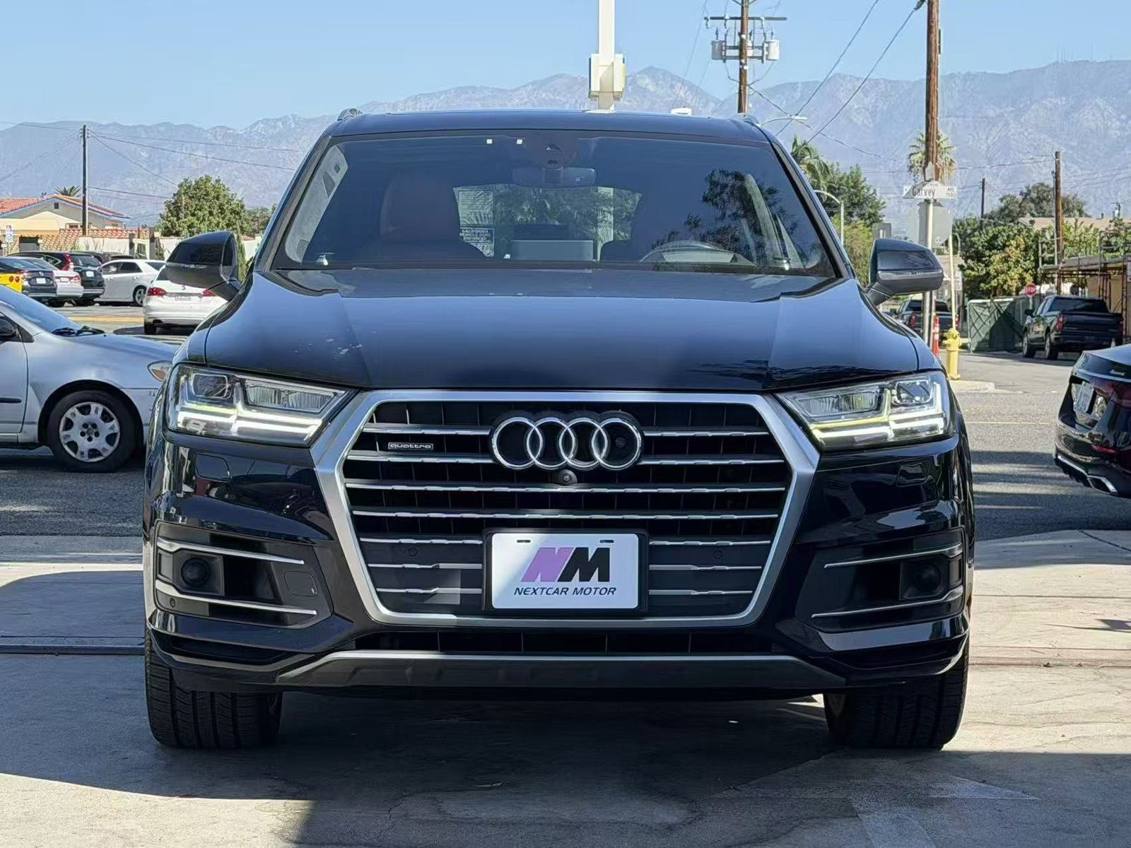 Used 2017 Audi Q7 3.0T Prestige AWD/4WD image 3