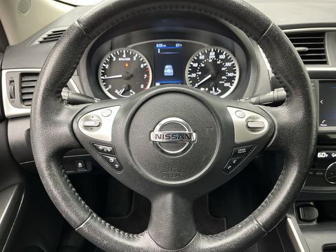Used 2019 Nissan Sentra SV image 12