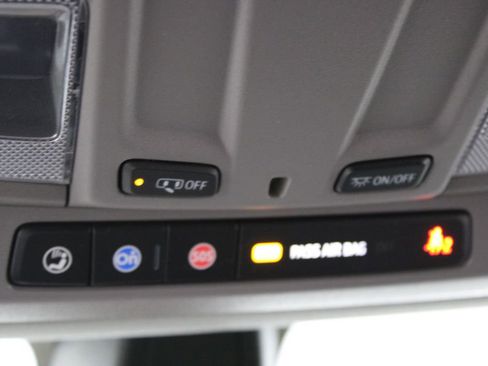 Used 2020 Chevrolet Silverado 1500 LT w/ Trailering Package image 32