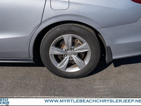 Used 2018 Honda Odyssey EX-L image 12