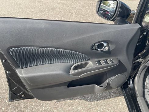 Used 2016 Nissan Versa Note SV FWD image 22
