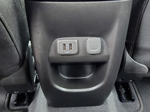 Used 2022 GMC Canyon Elevation w/ Trailering Package image 15