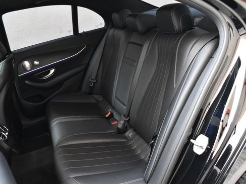 Used 2018 Mercedes-Benz E 300 E 300 image 19