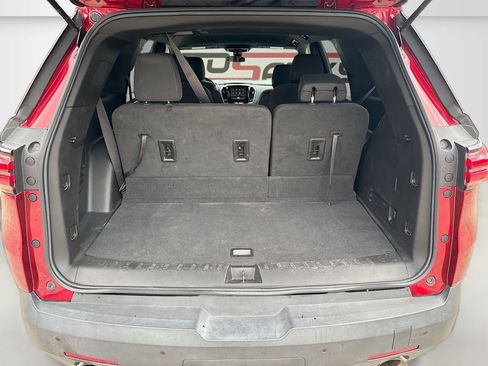 Used 2023 Chevrolet Traverse LT FWD image 24