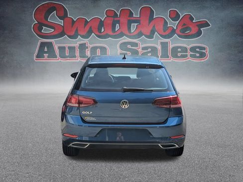 Used 2020 Volkswagen Golf 4-Door FWD image 4